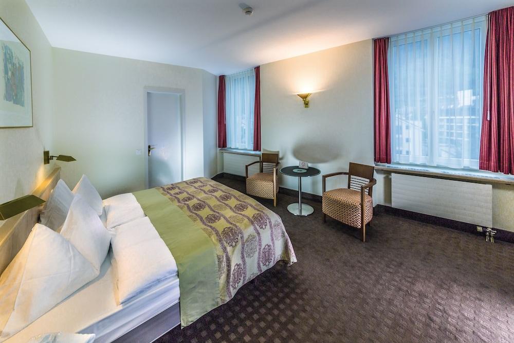 Seehotel Waldstaetterhof Swiss Quality Brunnen Exterior photo